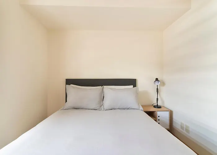 A202 - 1 Bedroom - 1 Bth Apartment *